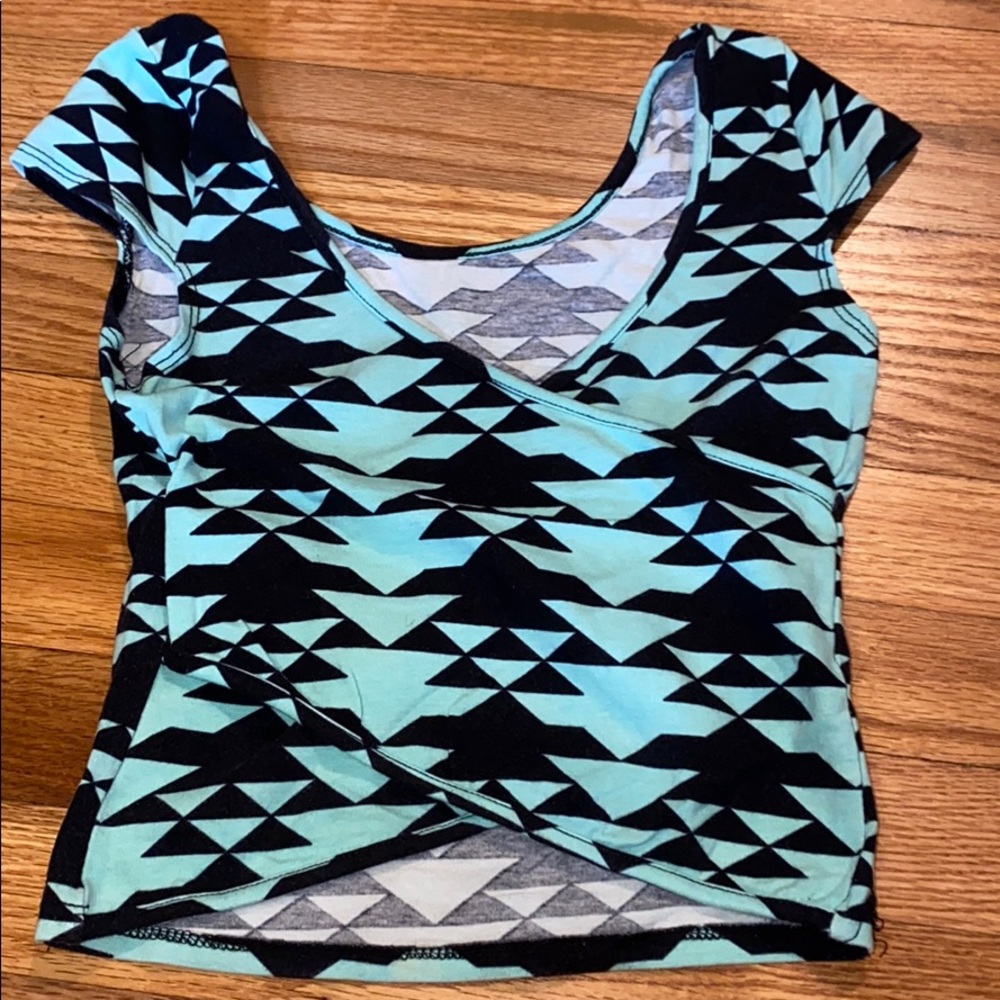 CHARLOTTE RUSSE Shirt - Picture 2 of 3